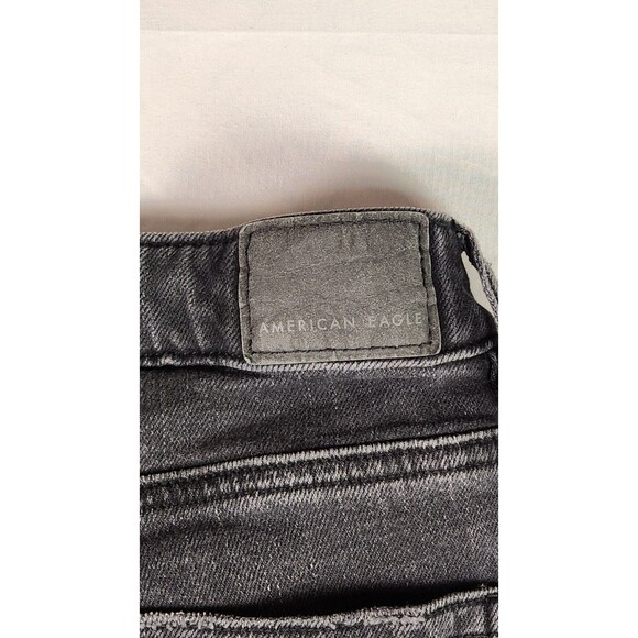 American Eagle Distressed Mom Jeans black wash size 0 long - Picture 11 of 11